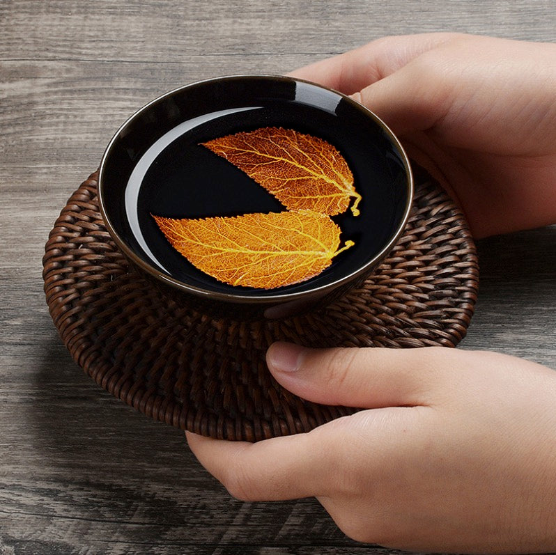 Black gold glazed wood leaf tea cup
